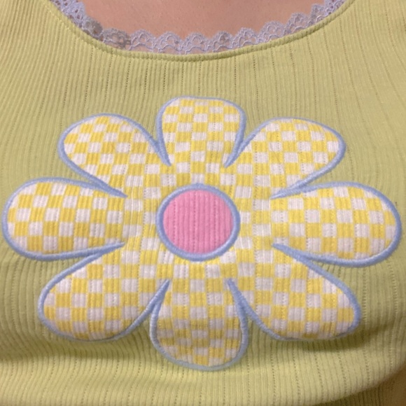 Y2K Flower Power Colorful Lace Crop Top - Picture 3 of 3